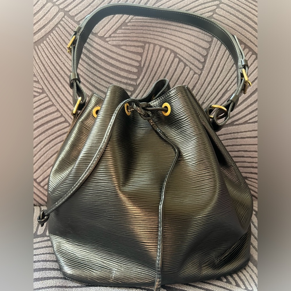 Louis Vuitton Epi leather Néonoé